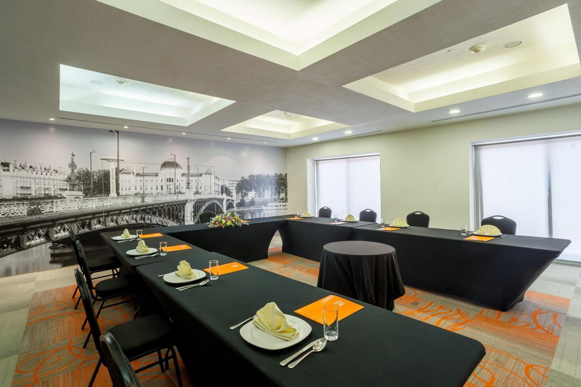 Real Inn Ciudad Juarez By The Usa Consulate Екстер'єр фото
